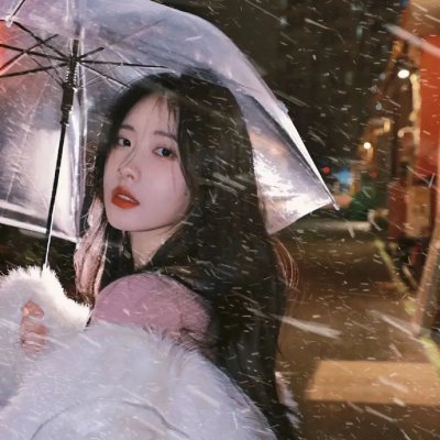 彩色中的黑白